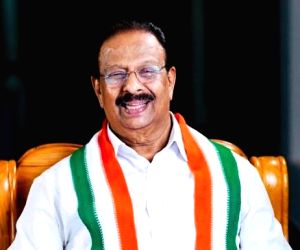 Congress asks Kerala CM to explain why he met Prakash Javadekar