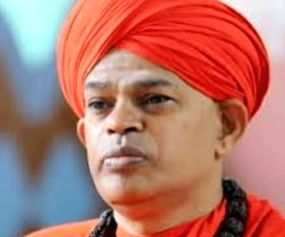 Karnataka Lingayat mutt sex scandal: Seer surrenders before court, sent back to jail