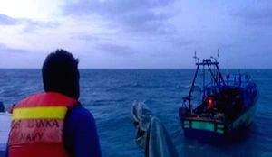 Sri Lankan Navy arrests six TN fishermen, impounds mechanised boats